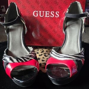 G by Guess platformSandals Size  9.5